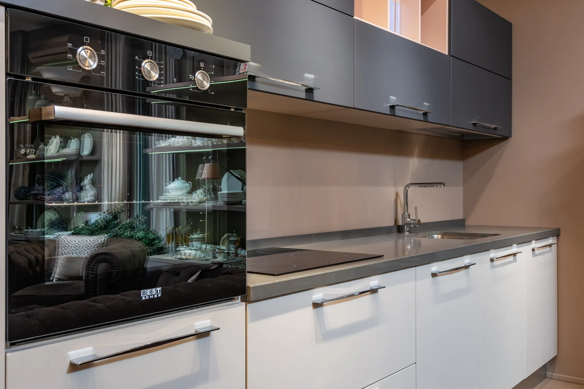 The Layout Fights the Way You Actually Cook