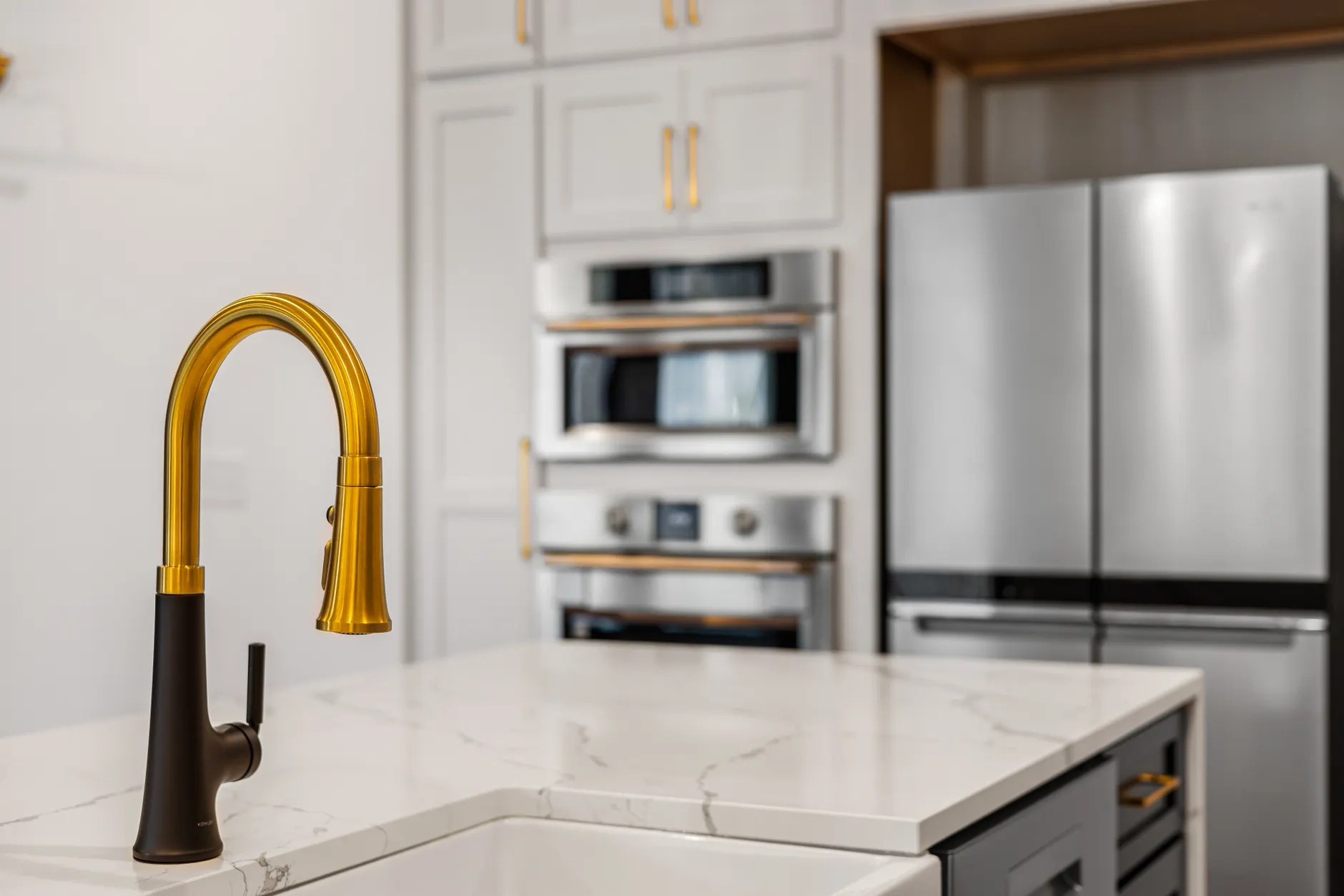 Eighteen Years Reading Estate-Scale Kitchens