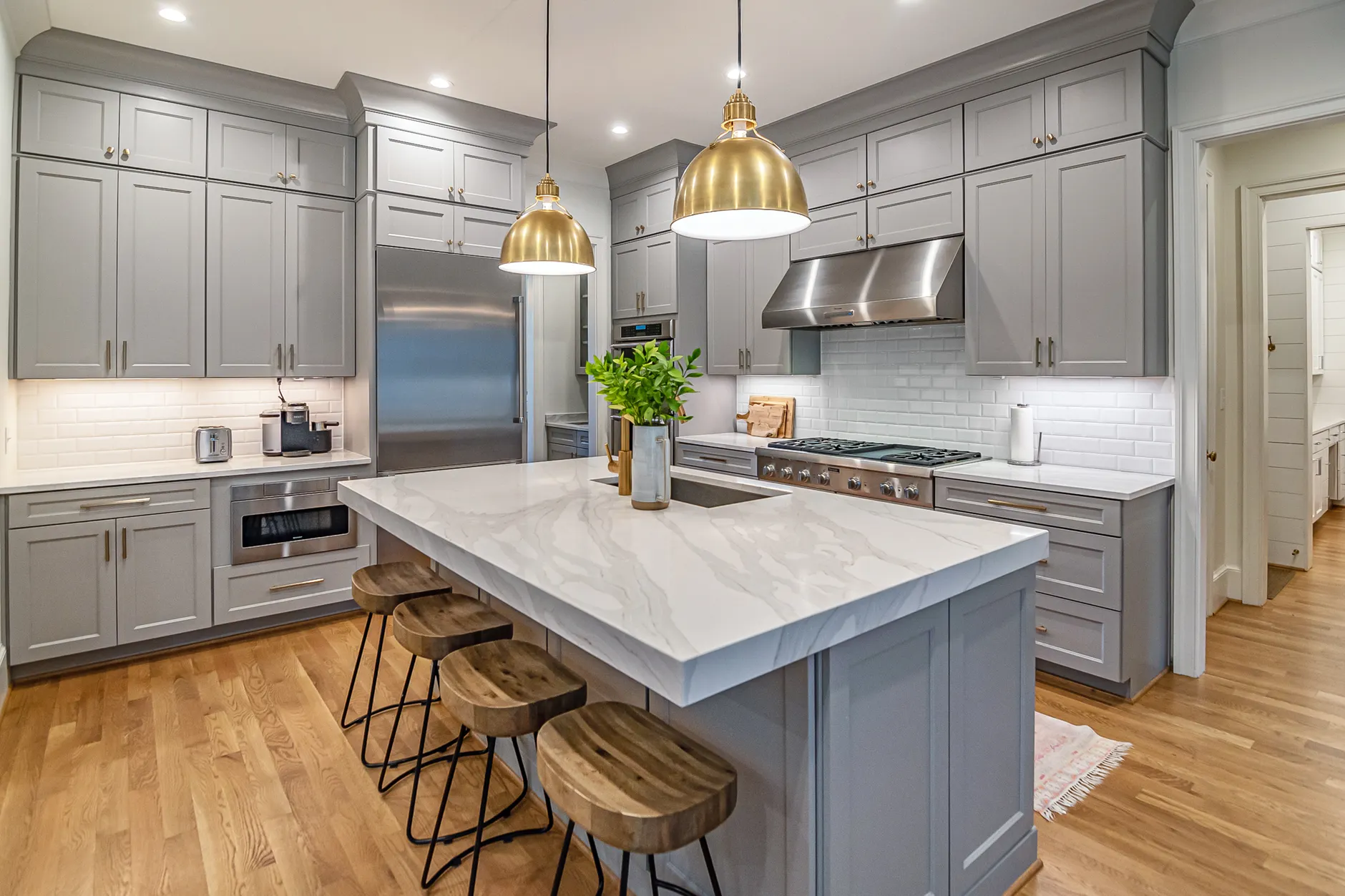 Coastal-Bluff & PCH-Adjacent Whole-Home Renovations